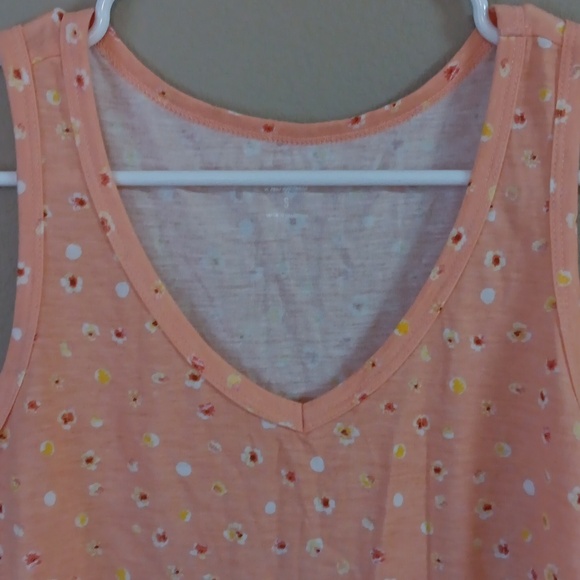 a.n.a Brand Peach Sleeveless Top Size Small - Picture 2 of 6